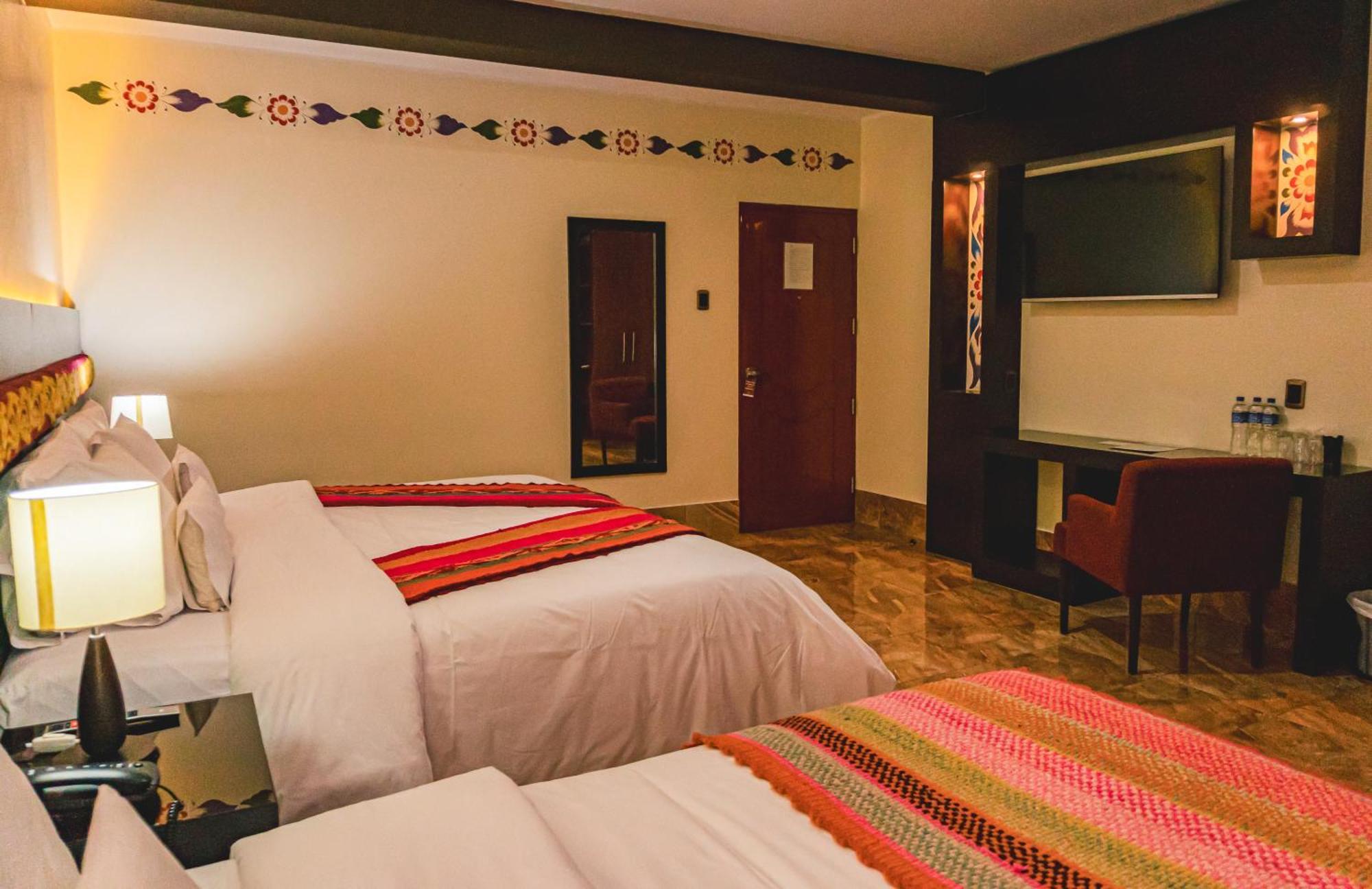 Altipacha Ayacucho Hotel Экстерьер фото