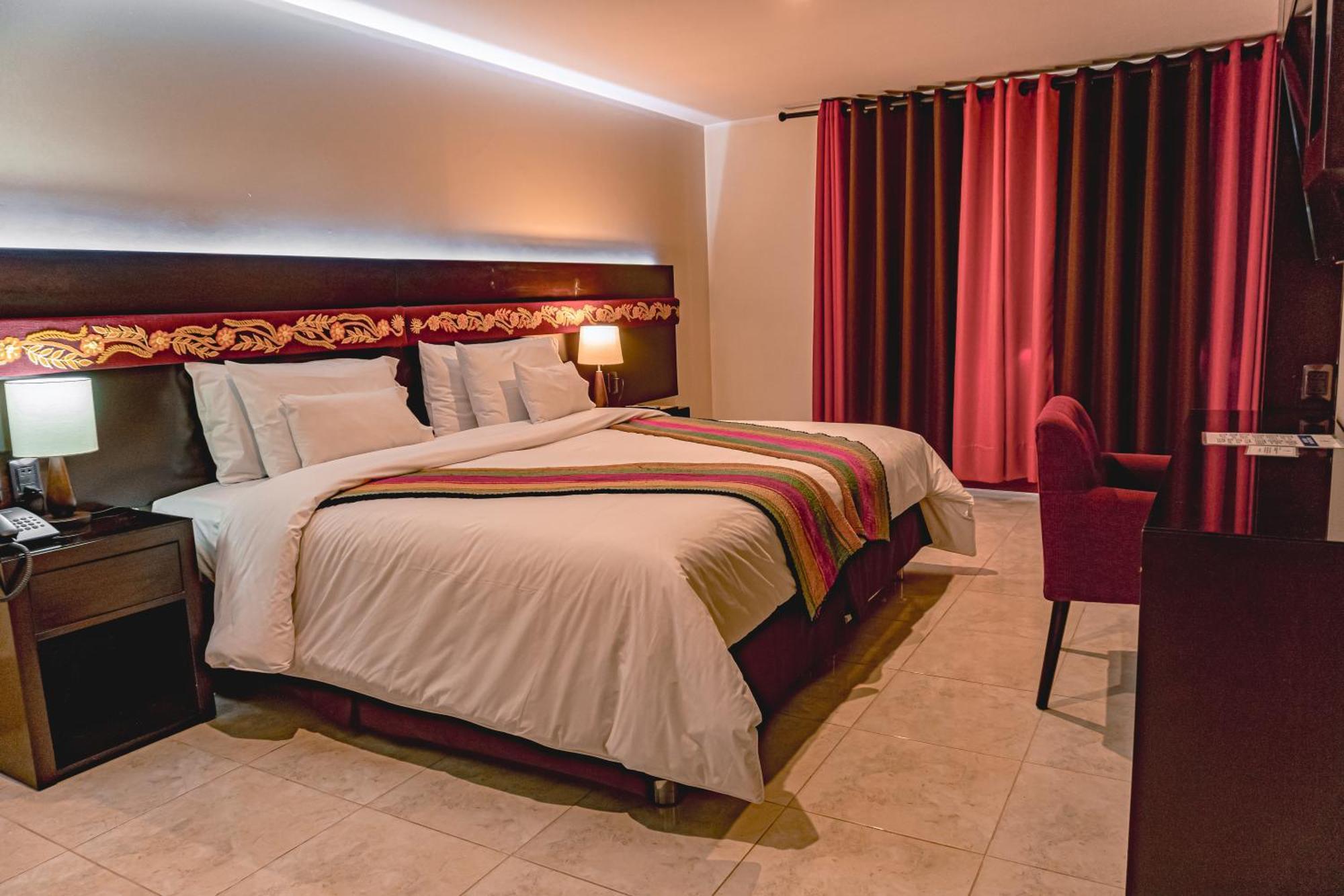 Altipacha Ayacucho Hotel Экстерьер фото