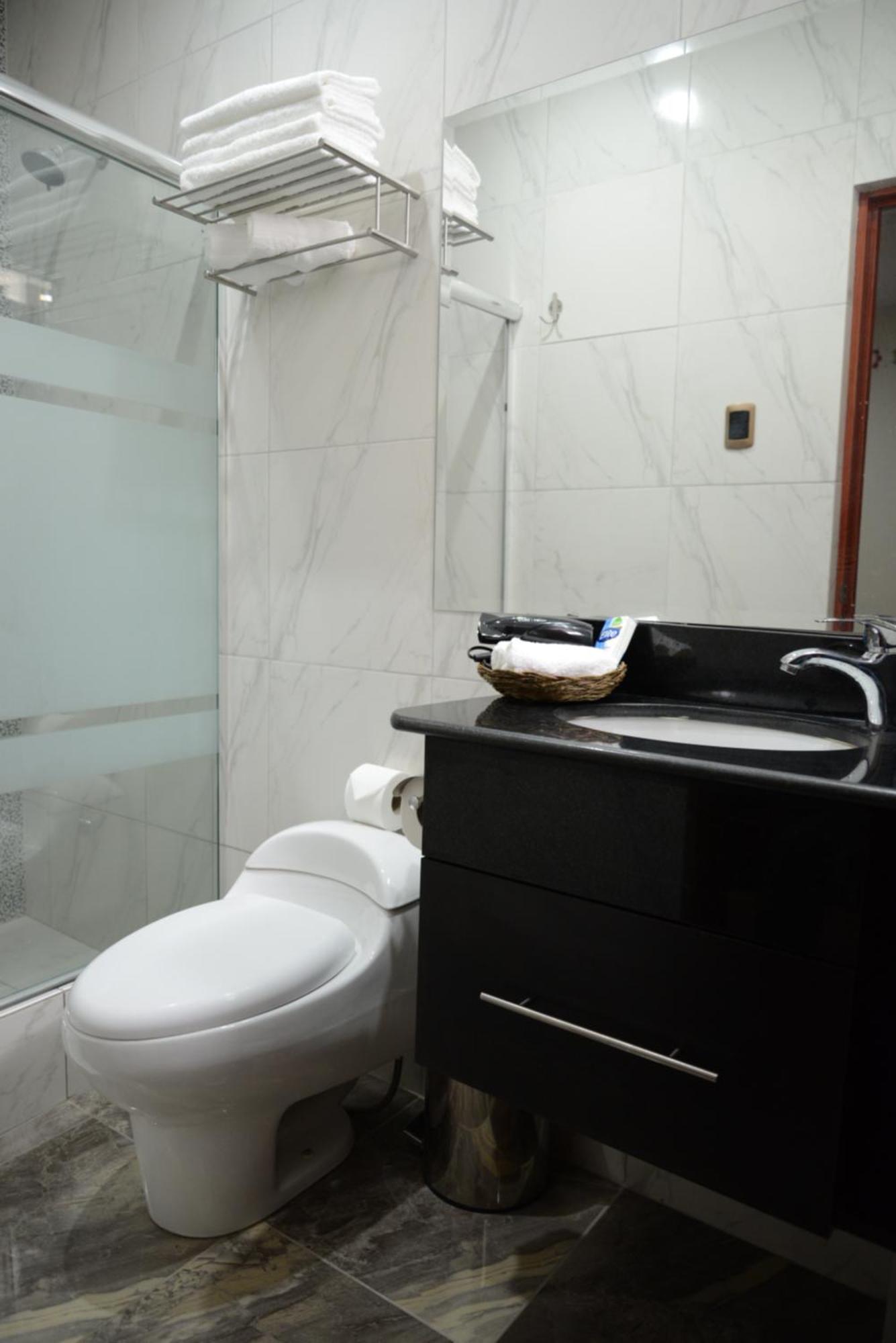 Altipacha Ayacucho Hotel Экстерьер фото
