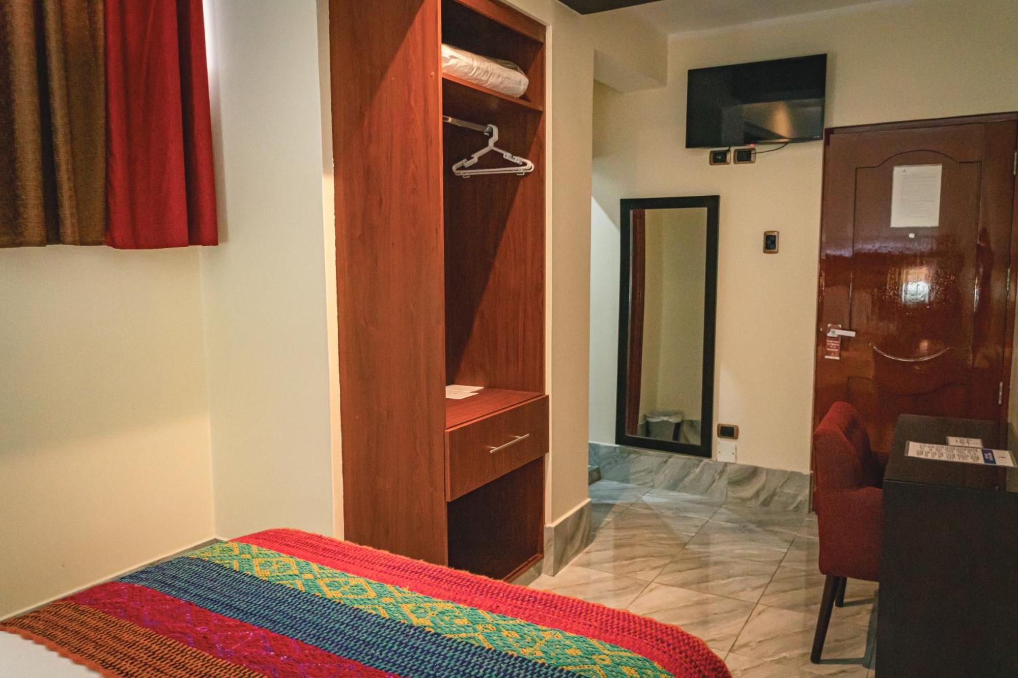 Altipacha Ayacucho Hotel Экстерьер фото